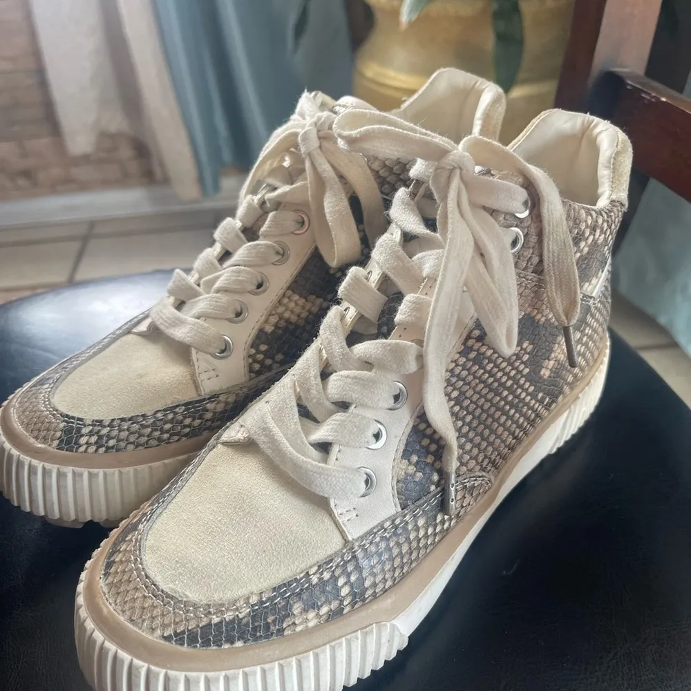 Dolce Vita Snake Sneakers size 8 - Image 2
