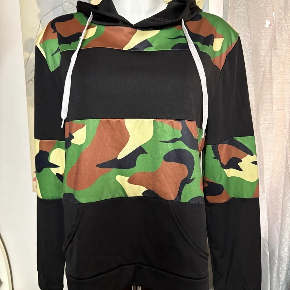 Women’s Plus Size Camouflage Color Block Hoodie - Image 16