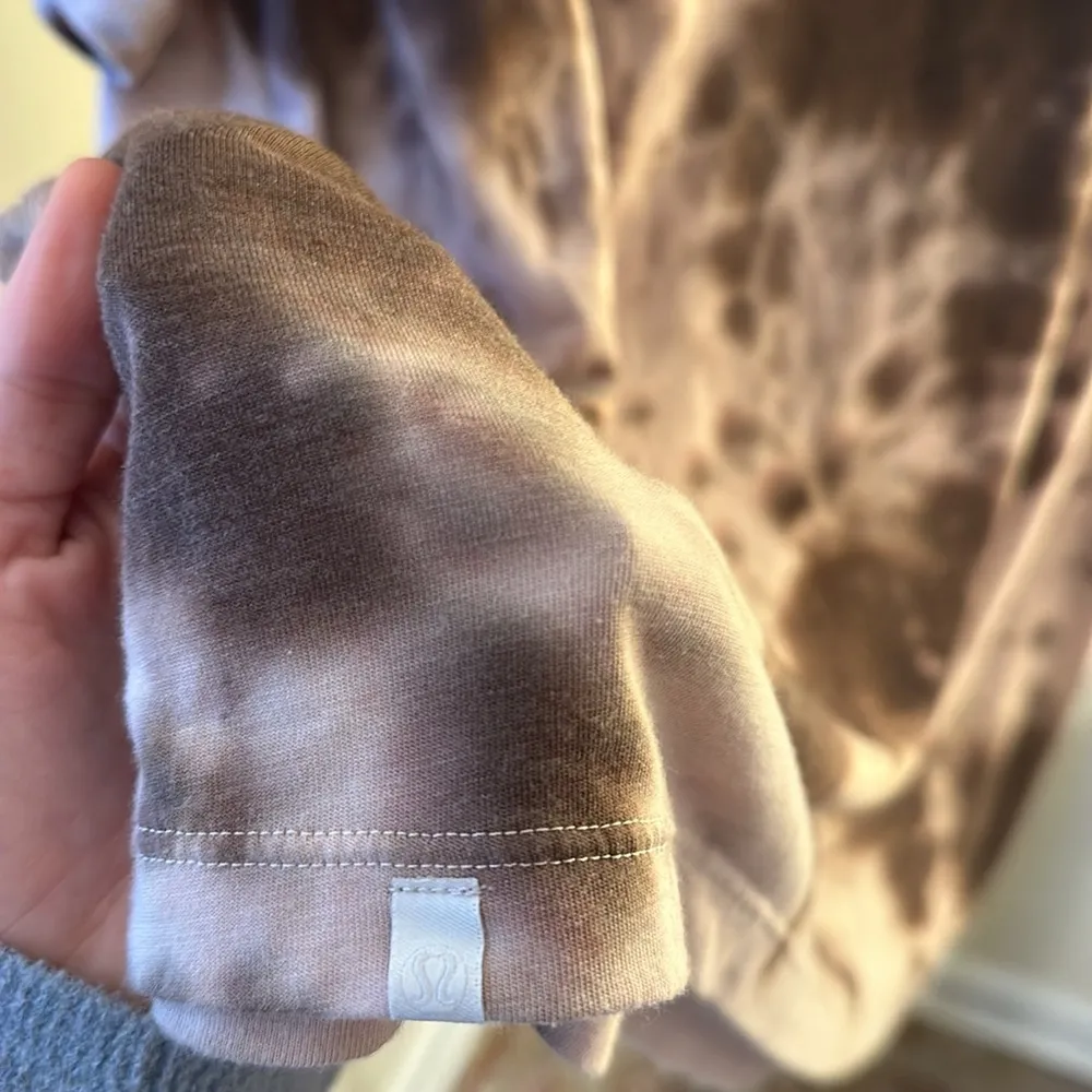 Lululemon Tie Dye Brown/Purple T shirt Sz 12 - Image 4