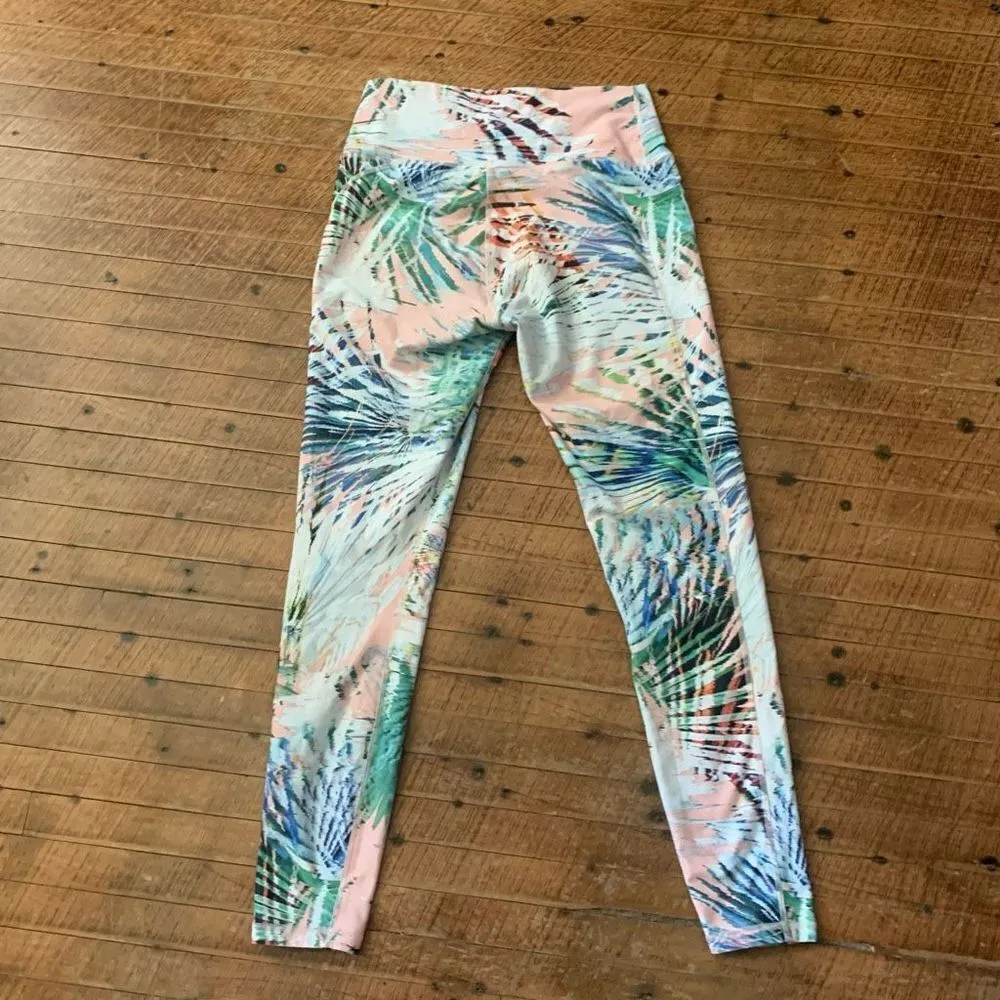 Fabletics tropical high impact cropped workout S leggings - Image 2