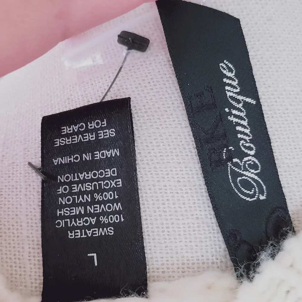 Bke Boutique cream mesh front sweater size large - Image 6