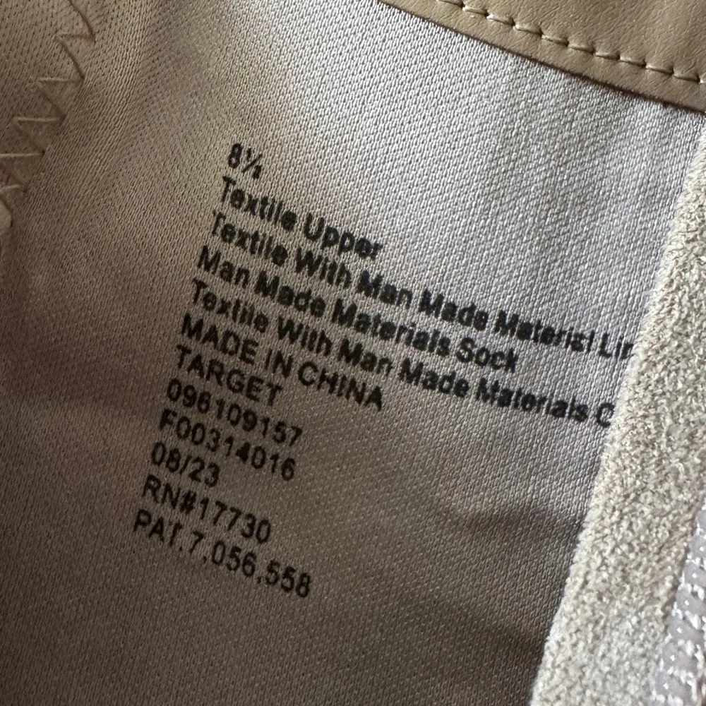 A New Day Boots Casual Side Zip Pointed Ankle Bootie Brown Suede Block Heel - Image 6