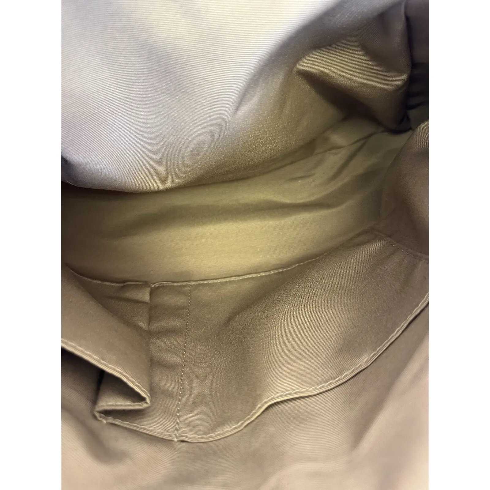 Coach Beige Signature Canvas and Patent Leather Kisslock Framed Carryall Tote - Image 16