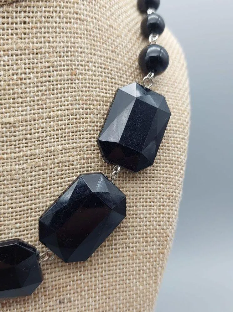 KR Black Large Graduated Bead Statement Collar Necklace 17" Signed - Image 4