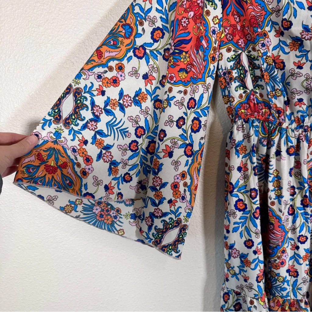 Boemo White Blue Paisley Floral Maxi Dress Womens L Boho Peasant Bell Sleeve Size L - Image 9
