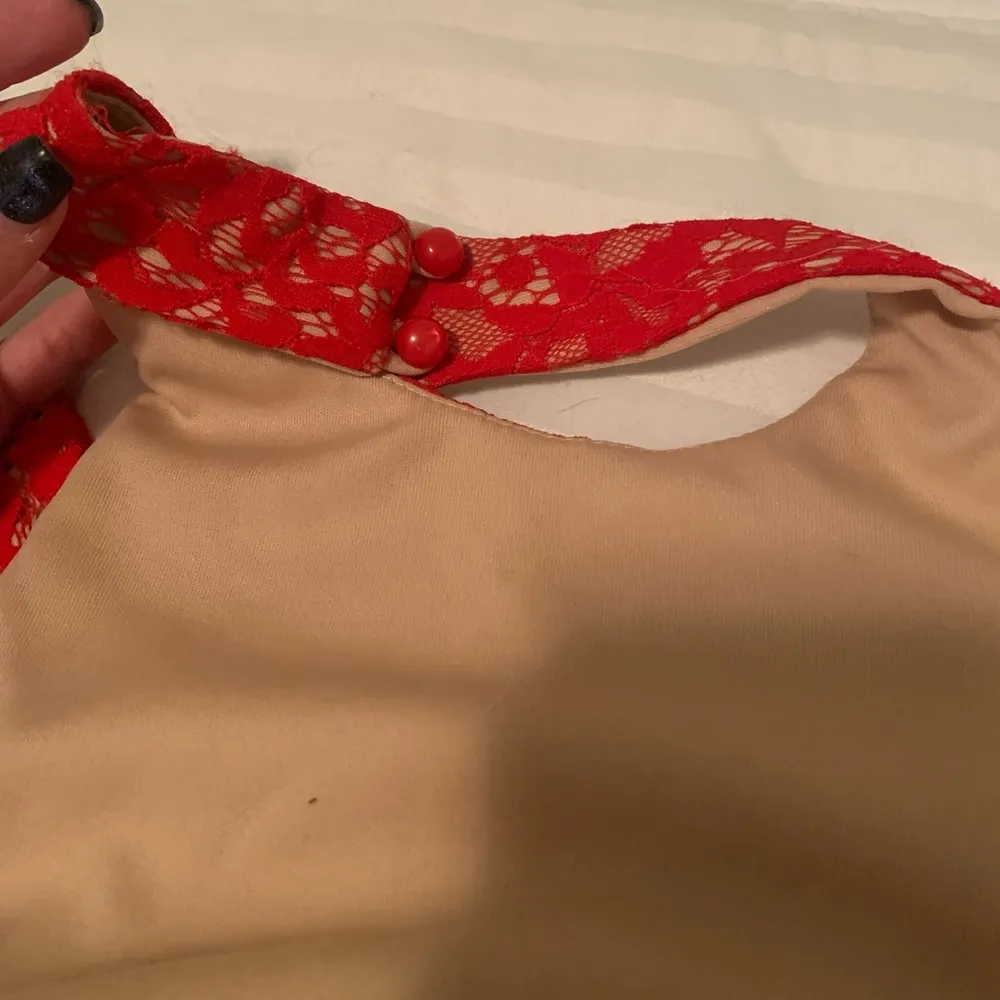 Bright red lace dress Size undefined - Image 7
