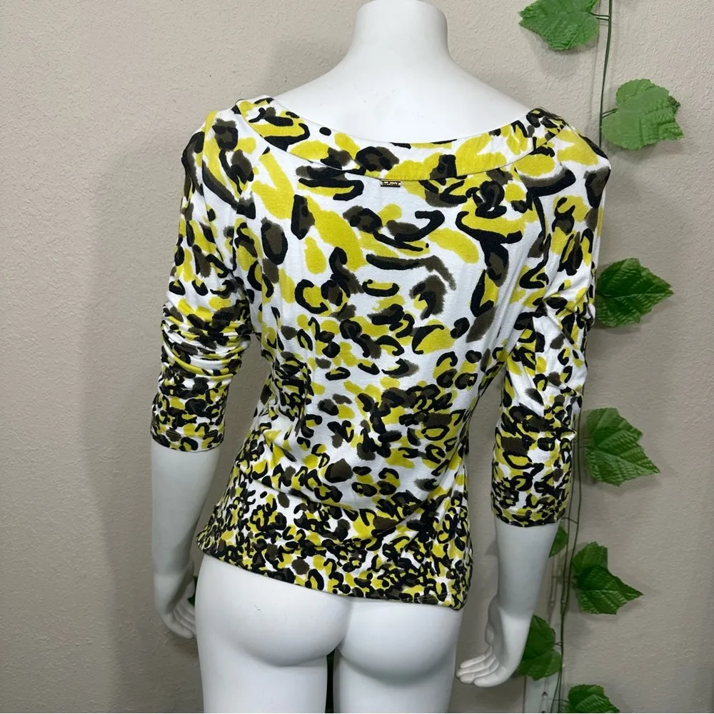 St John Leopard Style Boatneck Blouse - Image 7