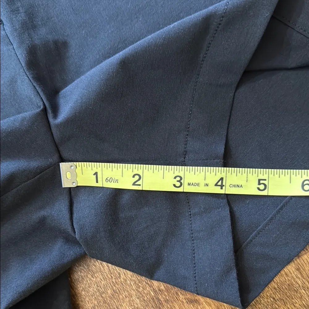 SOUTHERN TIDE Black Flat Front Shorts Size 6 - Image 12