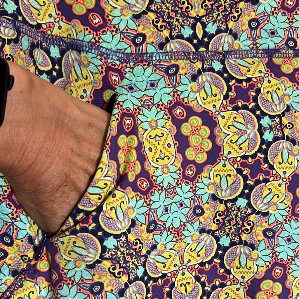 Title Nine  Dream Skort Vibrant Patterned Skirt - Image 3