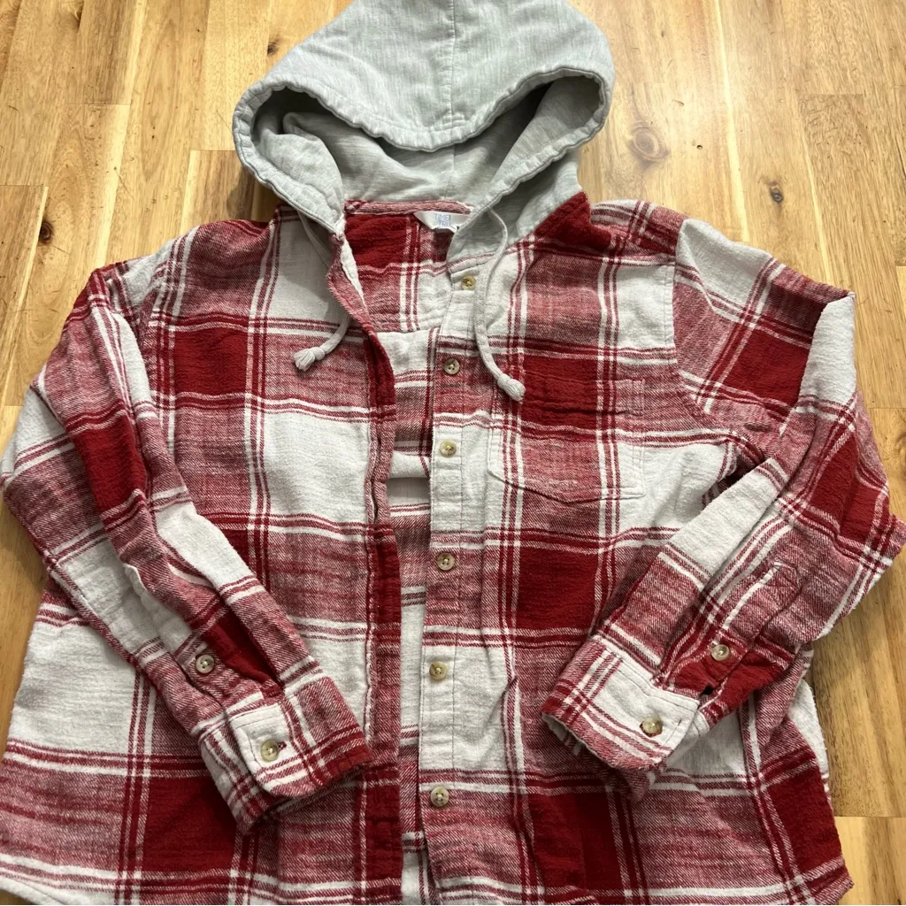 Time and Tru Red Plaid Button - Image 3