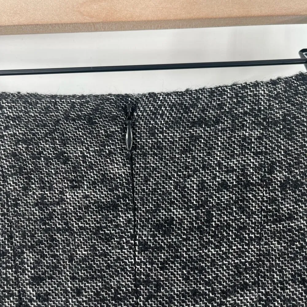 ANN TAYLOR Skirt Size 12 Virgin Wool Blend Tweed Black Business Casual Office - Image 6