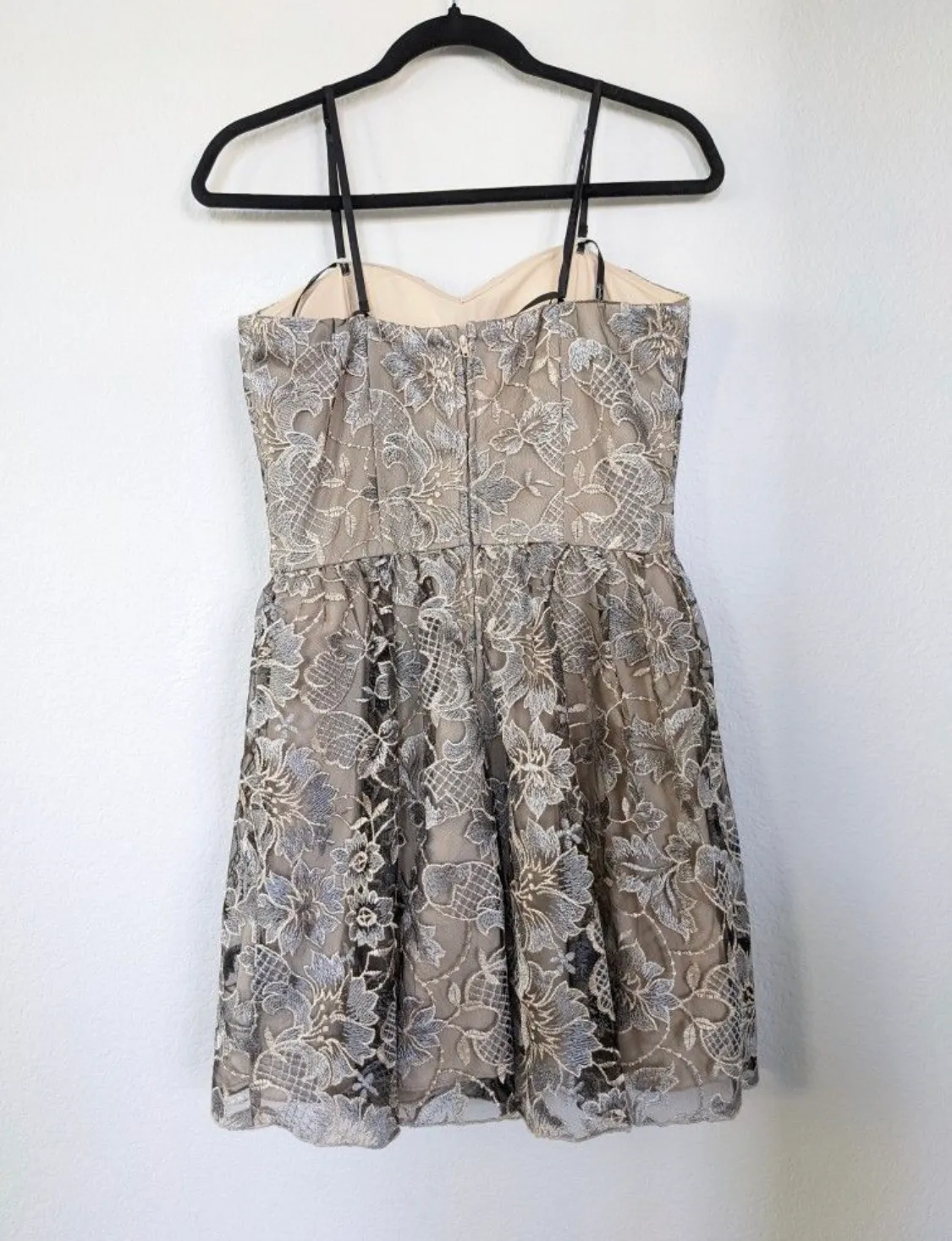 Xtraordinary Embroidered Floral and Lace Mini Dress, Silver and Nude, Junior 11 - Image 3