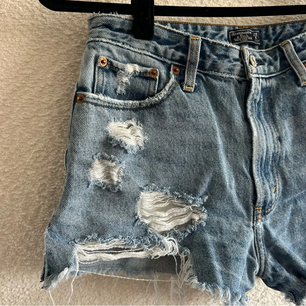 Abercrombie & Fitch‎ Women’s Annie High Rise Short Jean Shorts Size 28/6 - Image 4