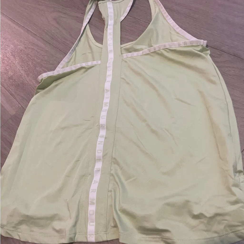Under Armour Women's Light Green Tank Top - Image 3