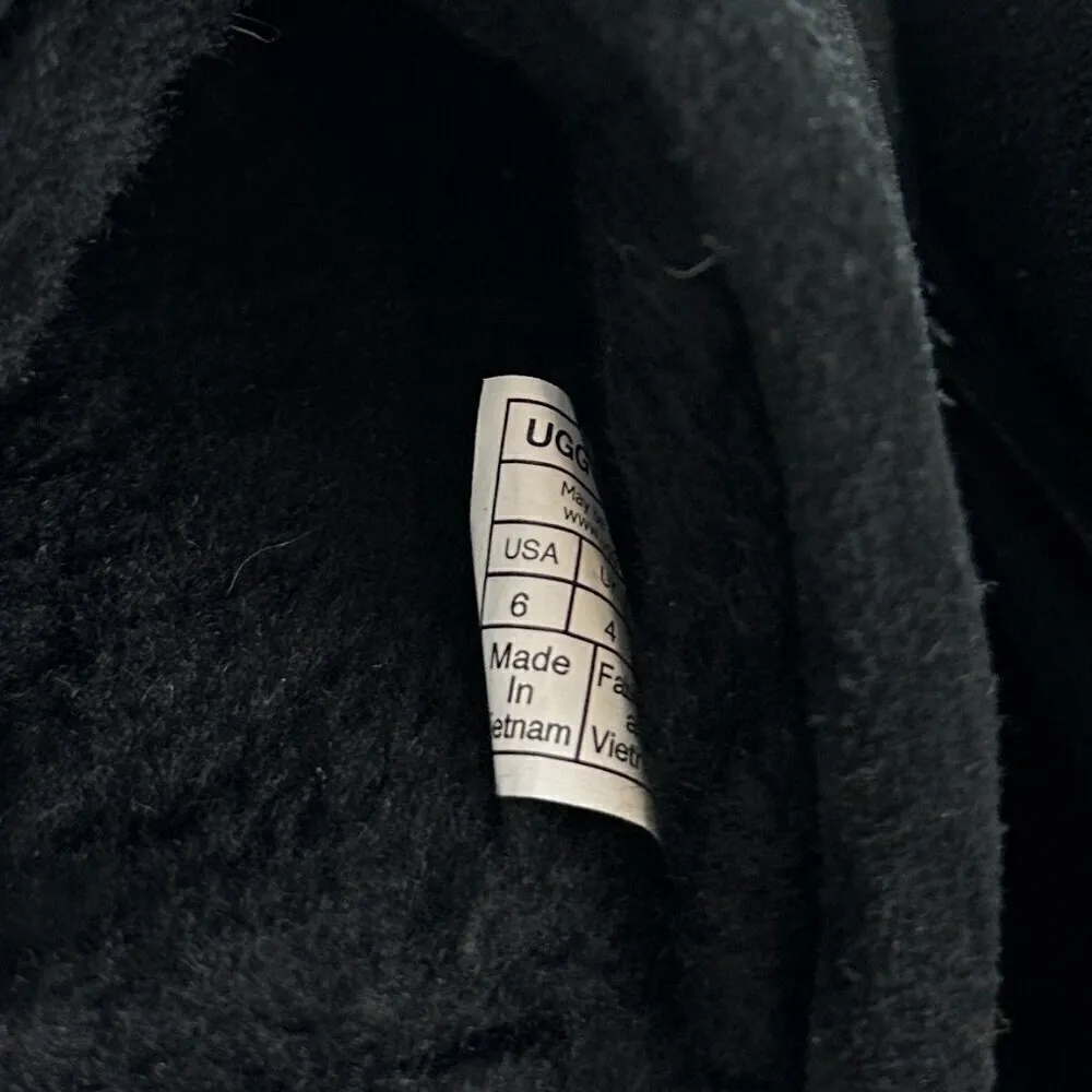 UGG Scuff Slipper in Black Size US 6 (Women) - Image 6