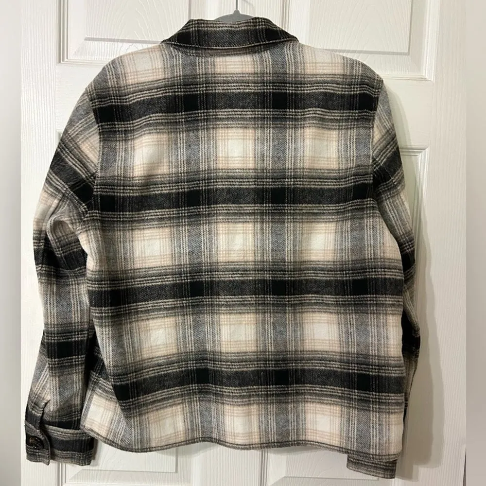 BB DAKOTA by STEVE MADDEN Plaid Flannel Boxy Shacket Size M Gray Size M - Image 2