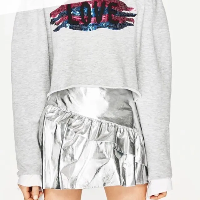 NWT ZARA LOVE  Sequins Crop Sweatshirt - Image 5