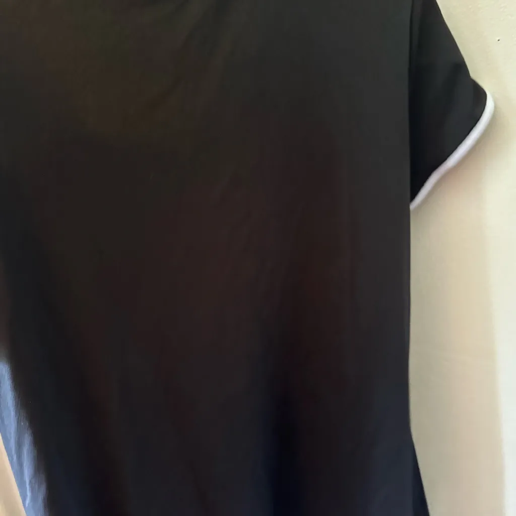 Adrienne Vittadini Black Blouse with White Accents - Image 6