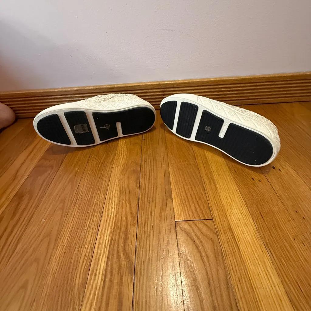 TORY BURCH LADYBUG SLIP ONS CREAM SIZE 5 NEW - Image 5