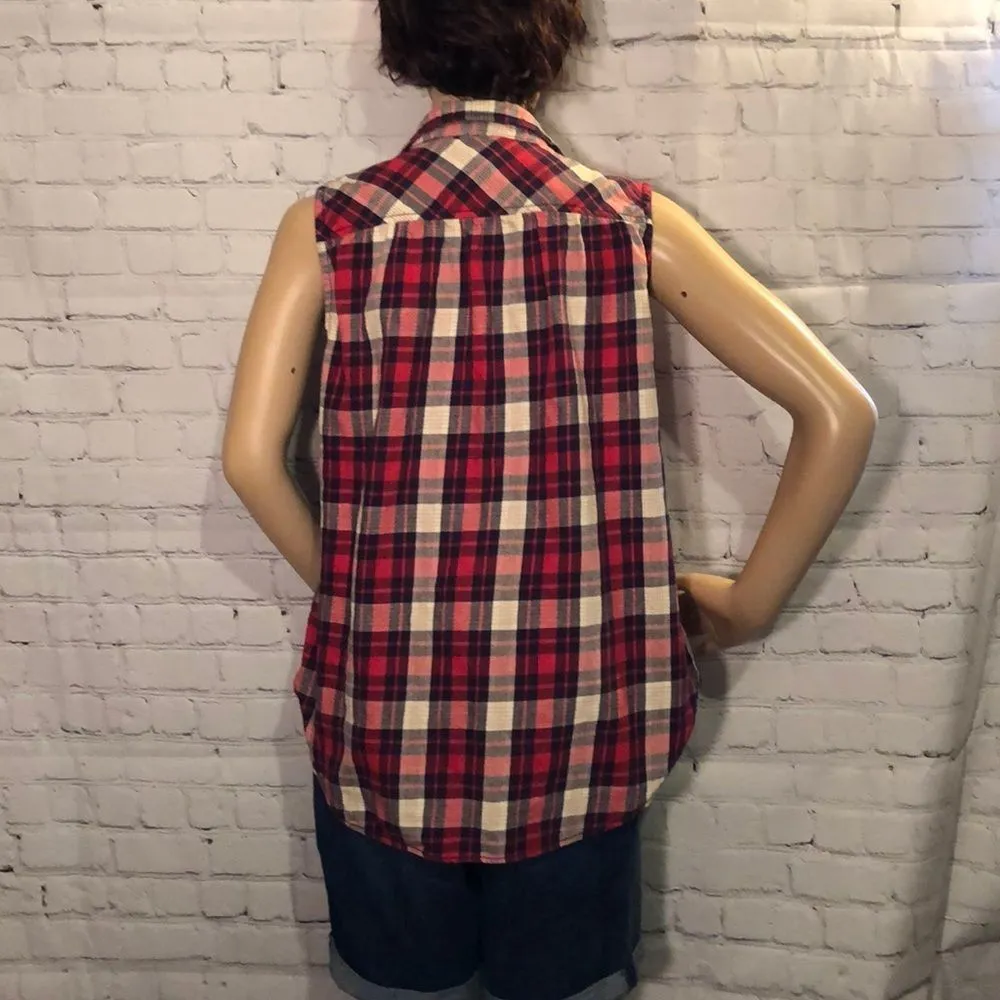 Hippie Laundry Sleeveless Plaid Button Dow… - Image 8