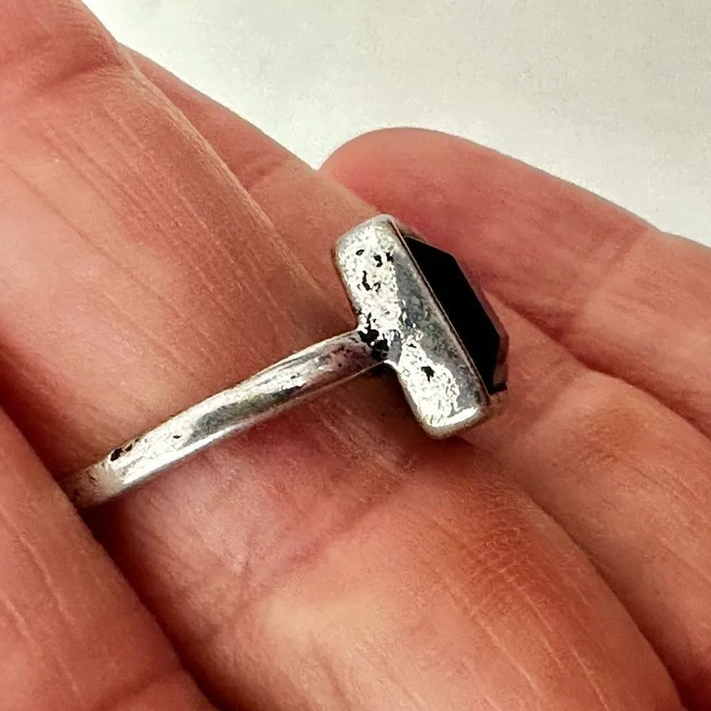 Black square silver tone ring - Image 2