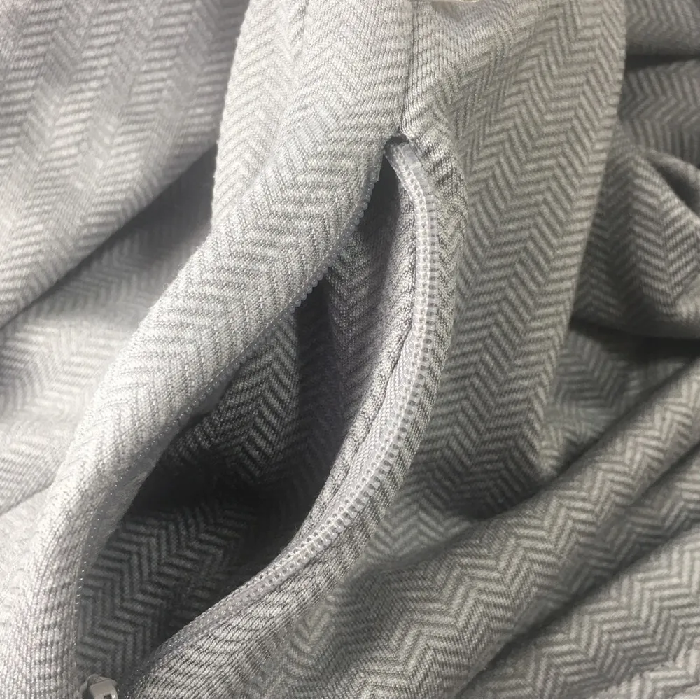 Mondetta performance hoodie pullover gray herringbone reflective thumb holes Sm - Image 6