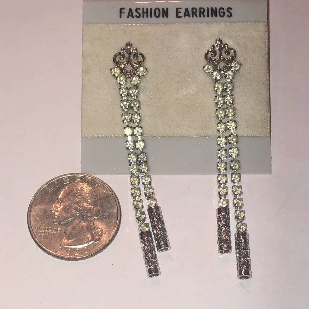 Elegant Vintage Silver Tone CZ Rhinestone Formal Fashion Earrings - Image 3