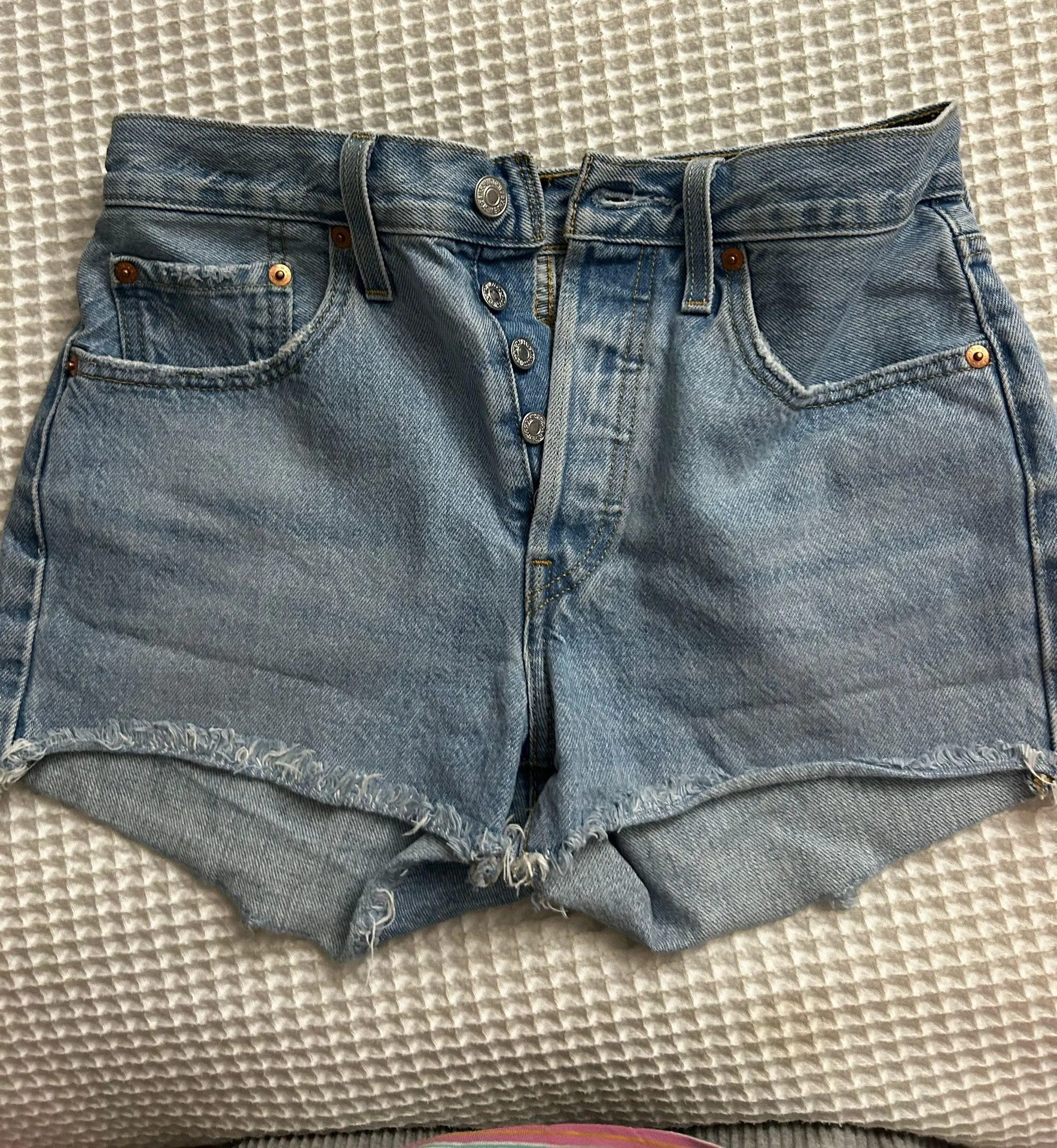 501 Shorts - Image 2