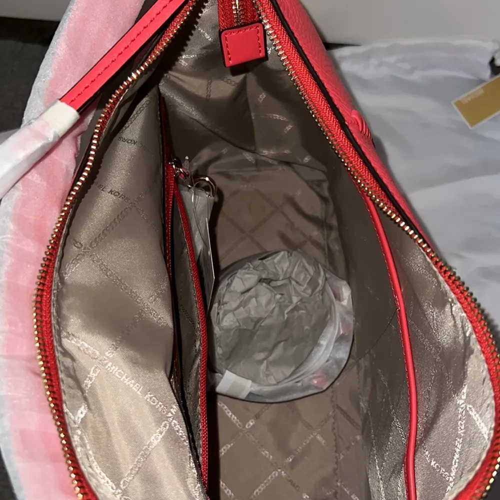 shoulder bag convertible large leather Dahlia/ coral NWT - Image 8