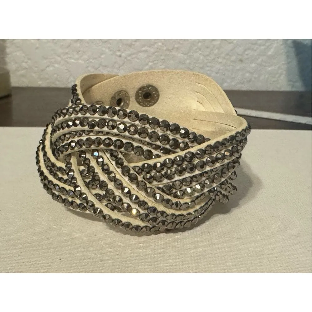 Vintage Y2K Womens Chunky Rhinestone‎ Studded Leather Cuff Bracelet Edgy Western Gray - Image 3