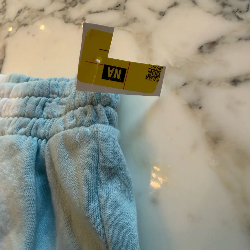 NWT DESERT DREAMER Hello Kitty Unicorn Elastic Waist Shorts In Blue Tie Dye Sz L - Image 7