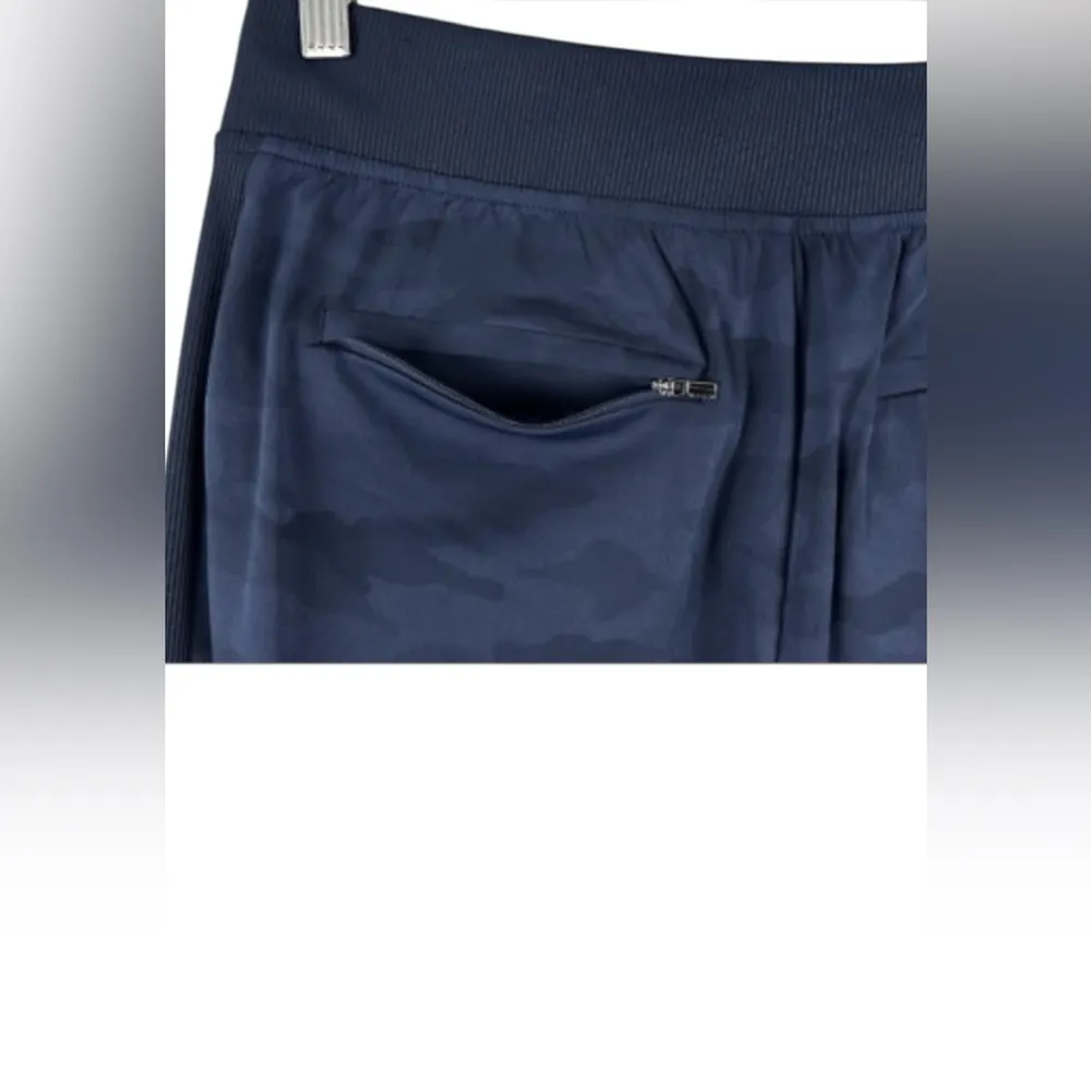 Athleta Brooklyn Blue Camo Jogger Pant - Image 5