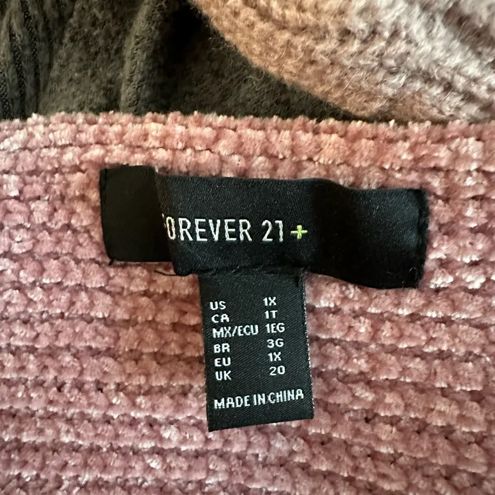 Pink chenille sweater - Image 3