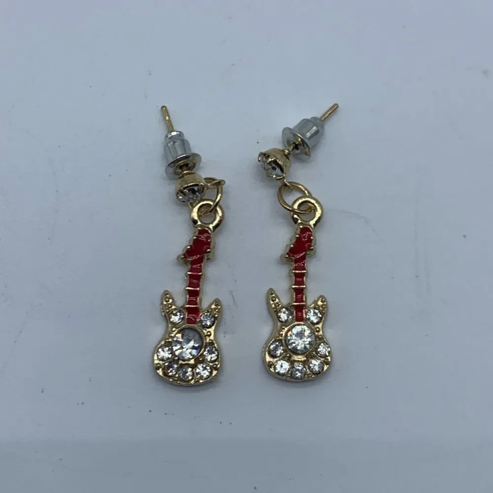 NEW red&clear rhinestone guitar fashion earrings - Image 15