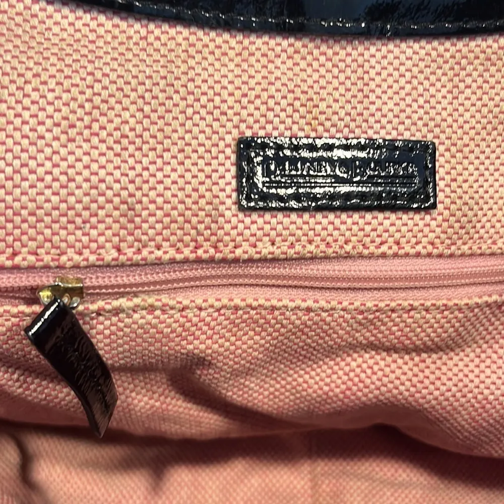 Black Patent Dooney & Bourke Purse - Image 10