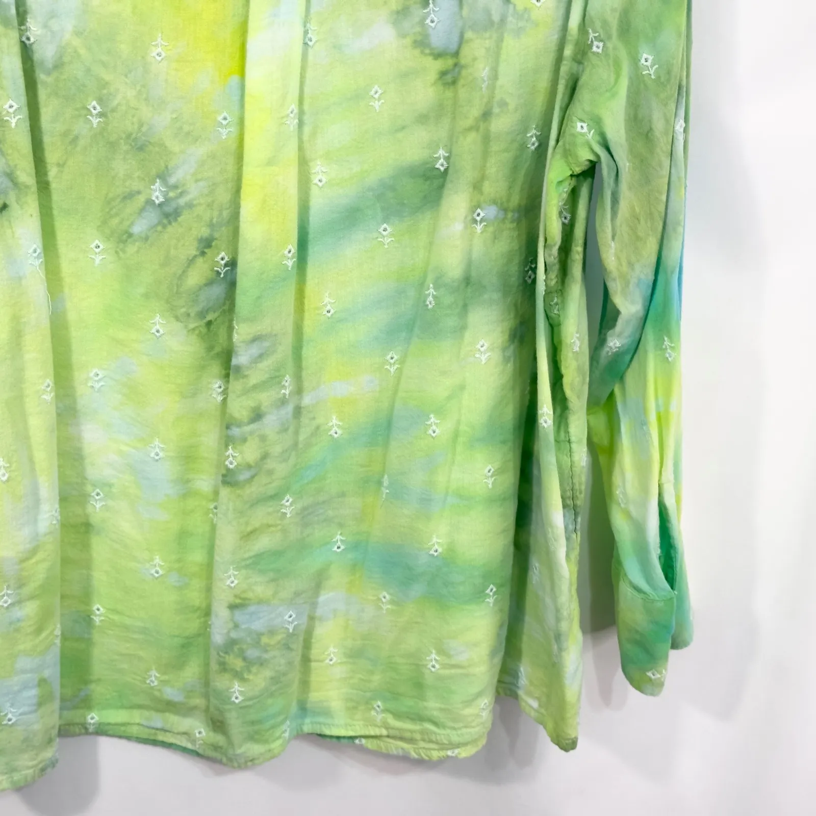 Old Navy Large Top Handmade Tie Dye Embroidered Long Sleeve V Neck‎ Green 1251 - Image 11