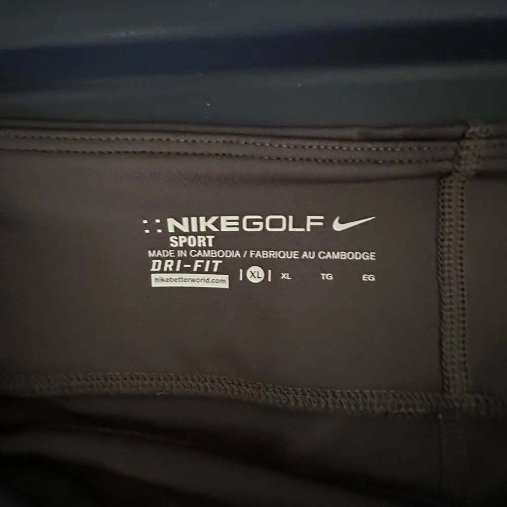 NWOT- Women’s Nike Golf Skirt with detachable shorts - Image 3