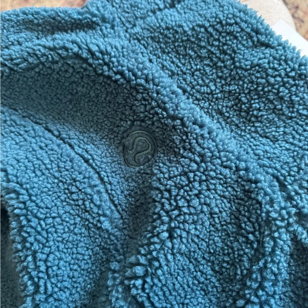 Lululemon Scuba Oversized Cropped Fleece Funnel Neck Green Jasper Sz M/L NWT - Image 9