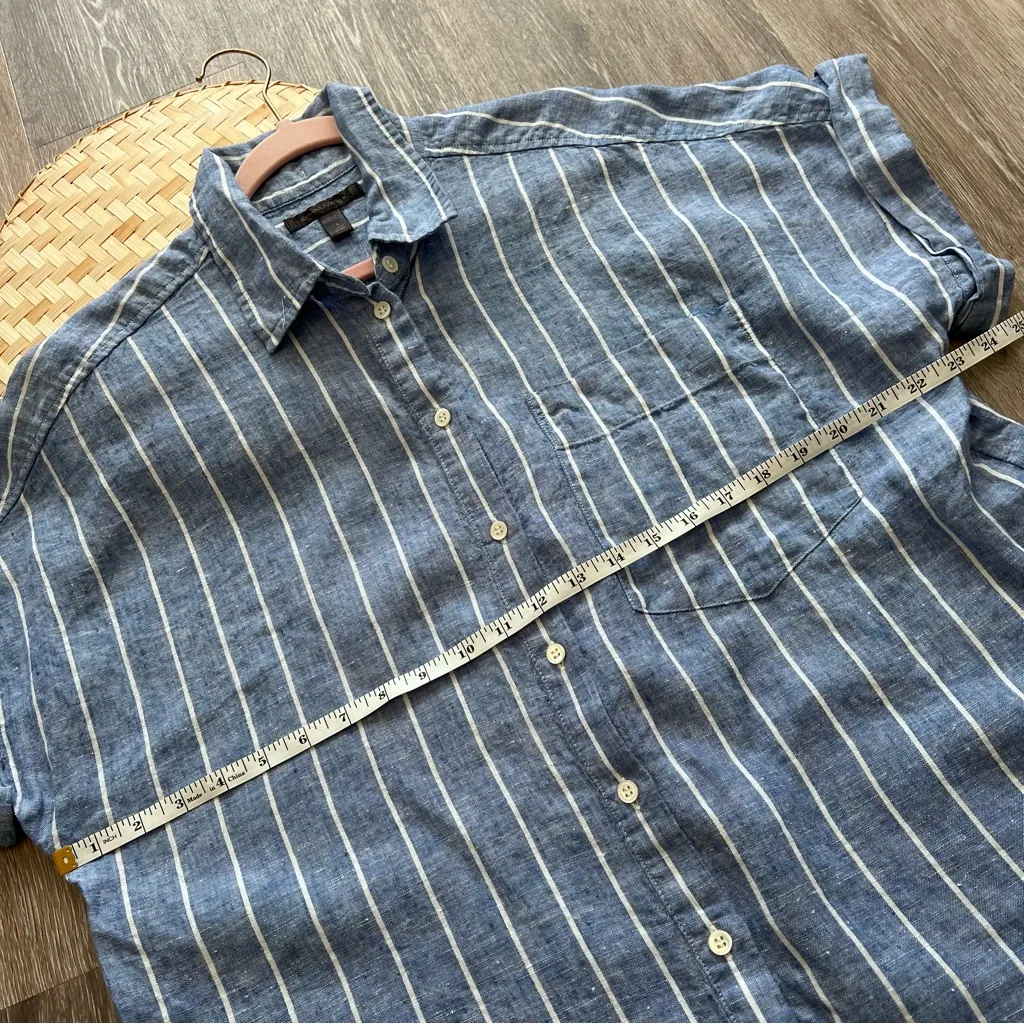 Banana republic linen resort shirt 100% linen blue and white striped button down - Image 6