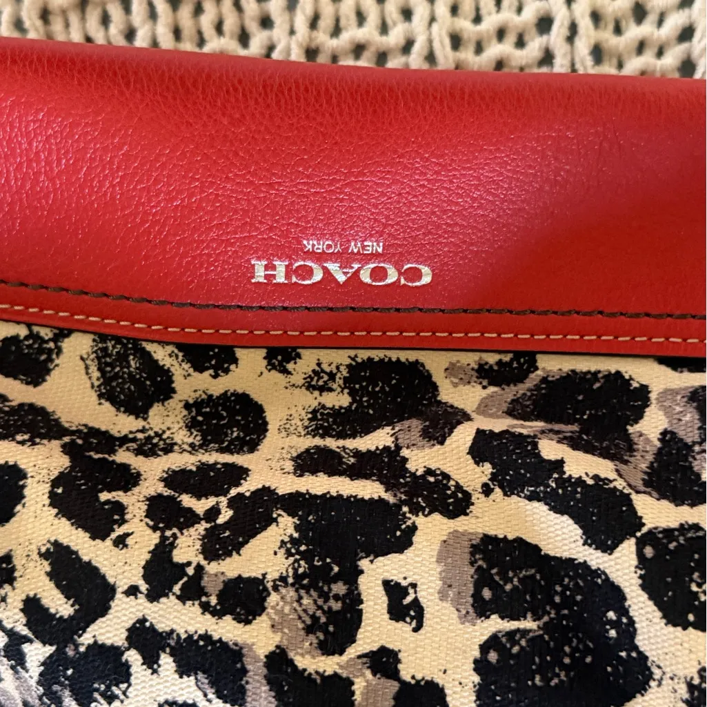 NWOT Coach Rare Orange Leopard Ocelot Print Leather Women's Shoulder Bag Duffel - Image 3