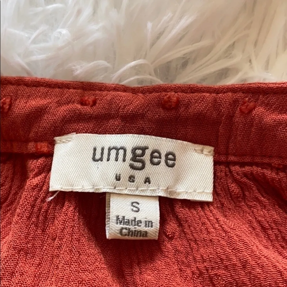 Umgee Swiss Dot Long Sleeve Flowy Sleeves Boxy Cut Size Small Burnt Orange - Image 6