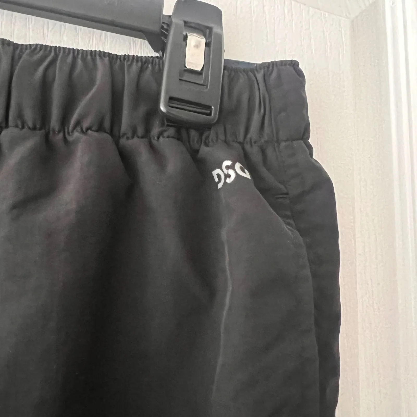 DSG High Rise Woven Short Black Elastic Waist Drawstring 3‎ Inch Inseam - Image 6