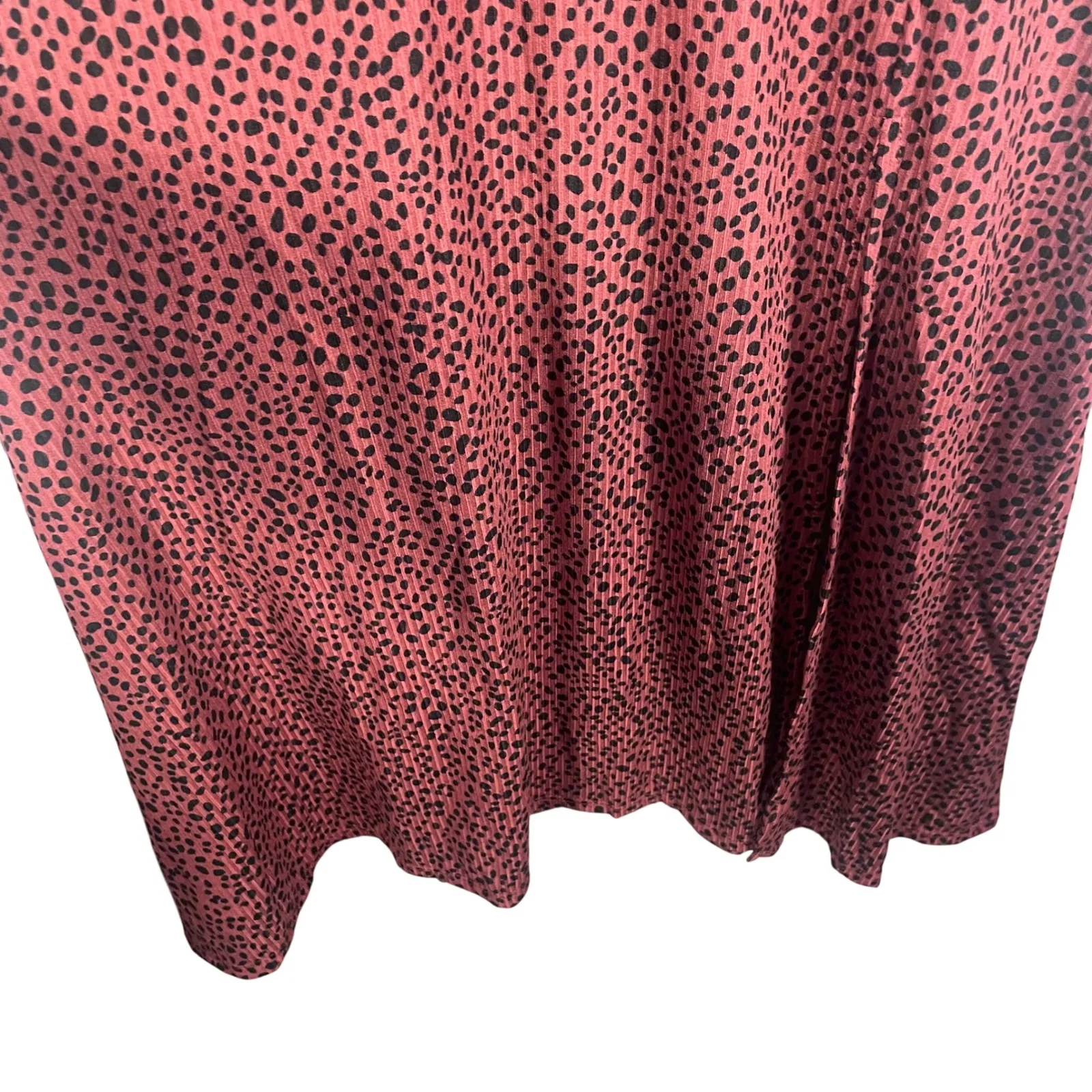 Velvet Torch Red Black Dot Midi Dress M USA Short Sleeve V-Neck Fit & Flare NWT - Image 5