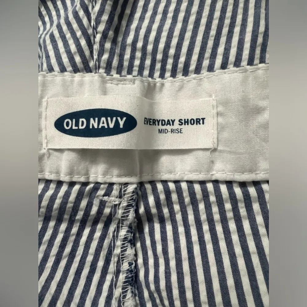 Old Navy Seersucker Shorts - Image 2