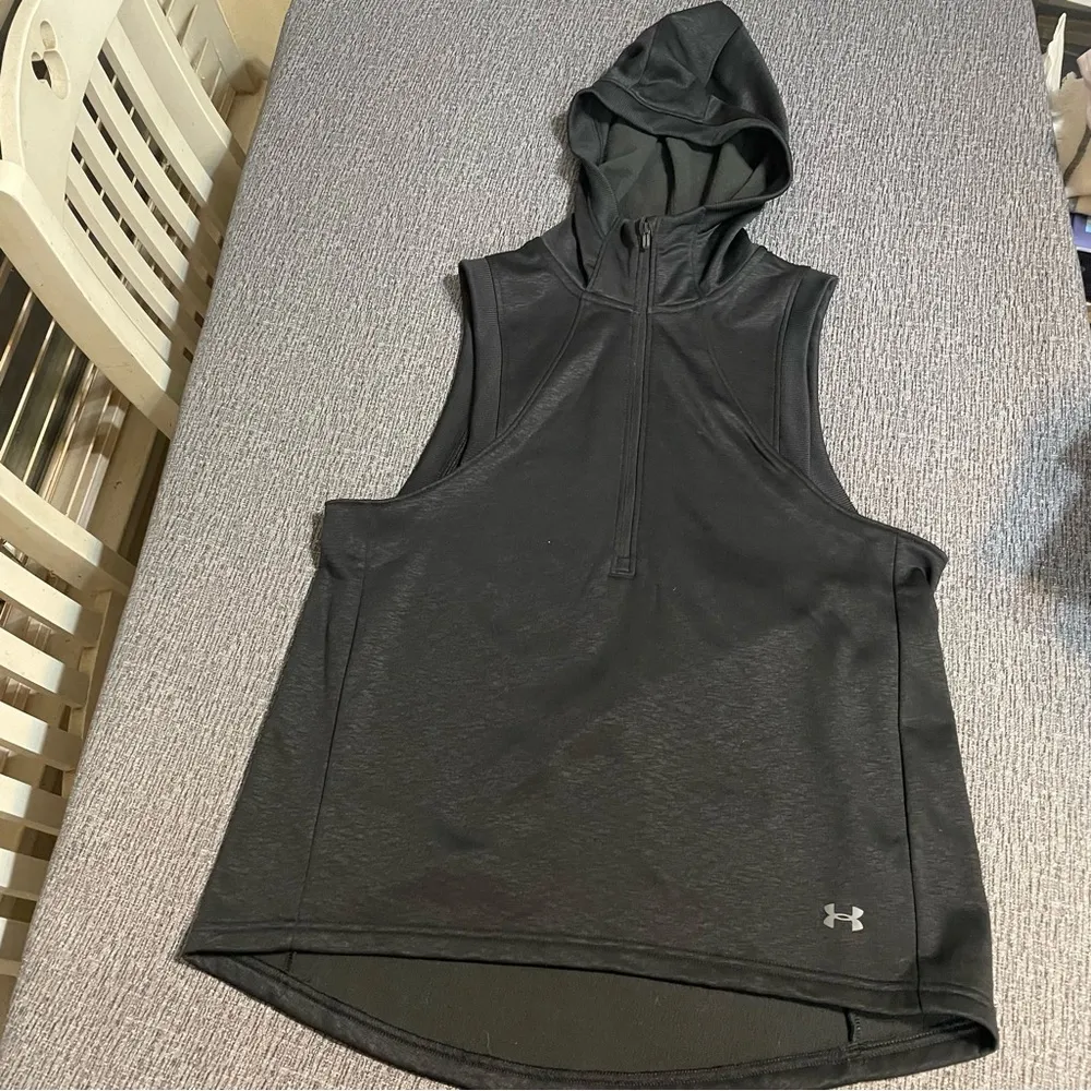 Under Armour Women’s Hooded Vest - Image 6