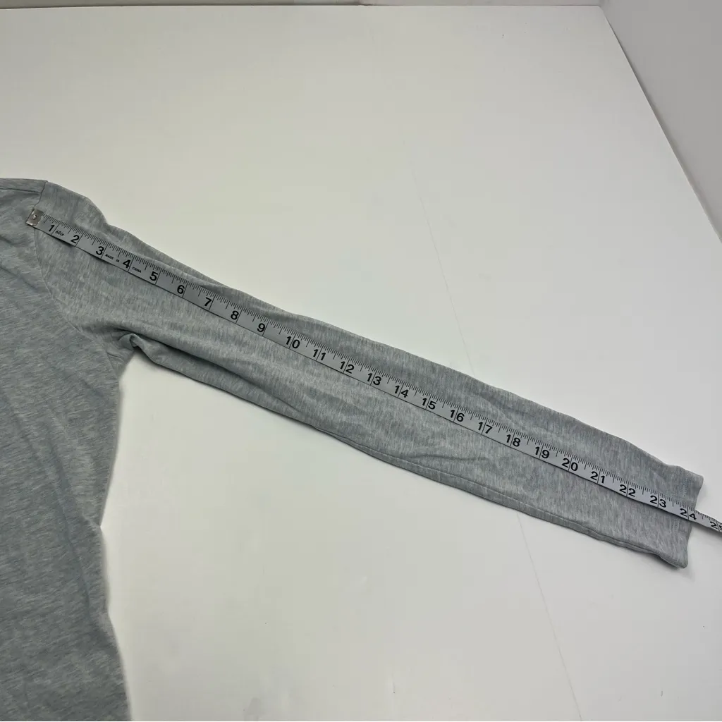 Peruvian Connection Gray Turtleneck Long Sleeve Top Womens Size Medium *FLAWED - Image 9