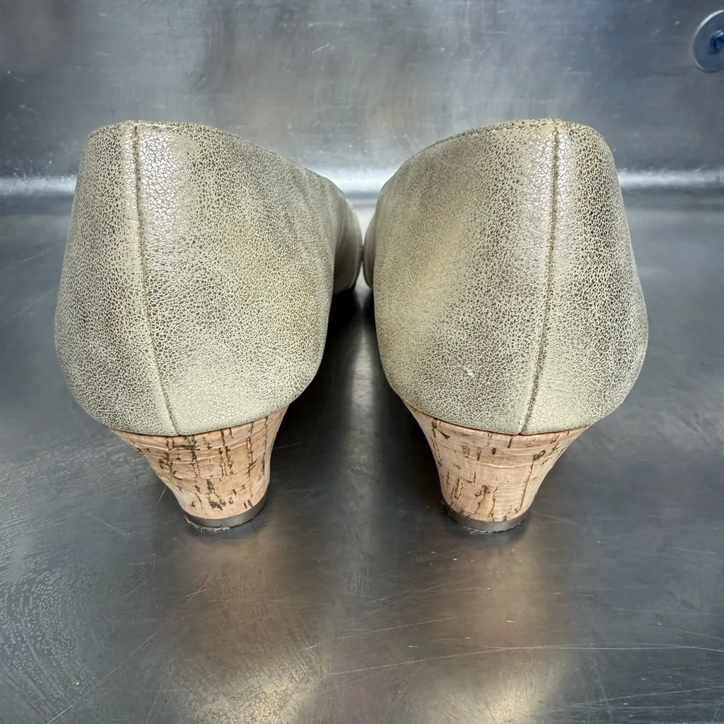 Coach metallic women’s wedge peep toe cork size 10 Tan - Image 4