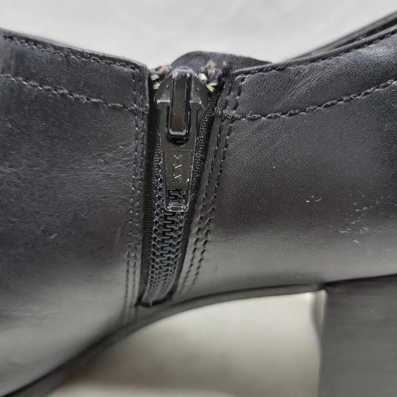 Naturalizer Stitch In Time Ankle Boots 7.5 Black Leather Chunky Heels Square Toe - Image 5