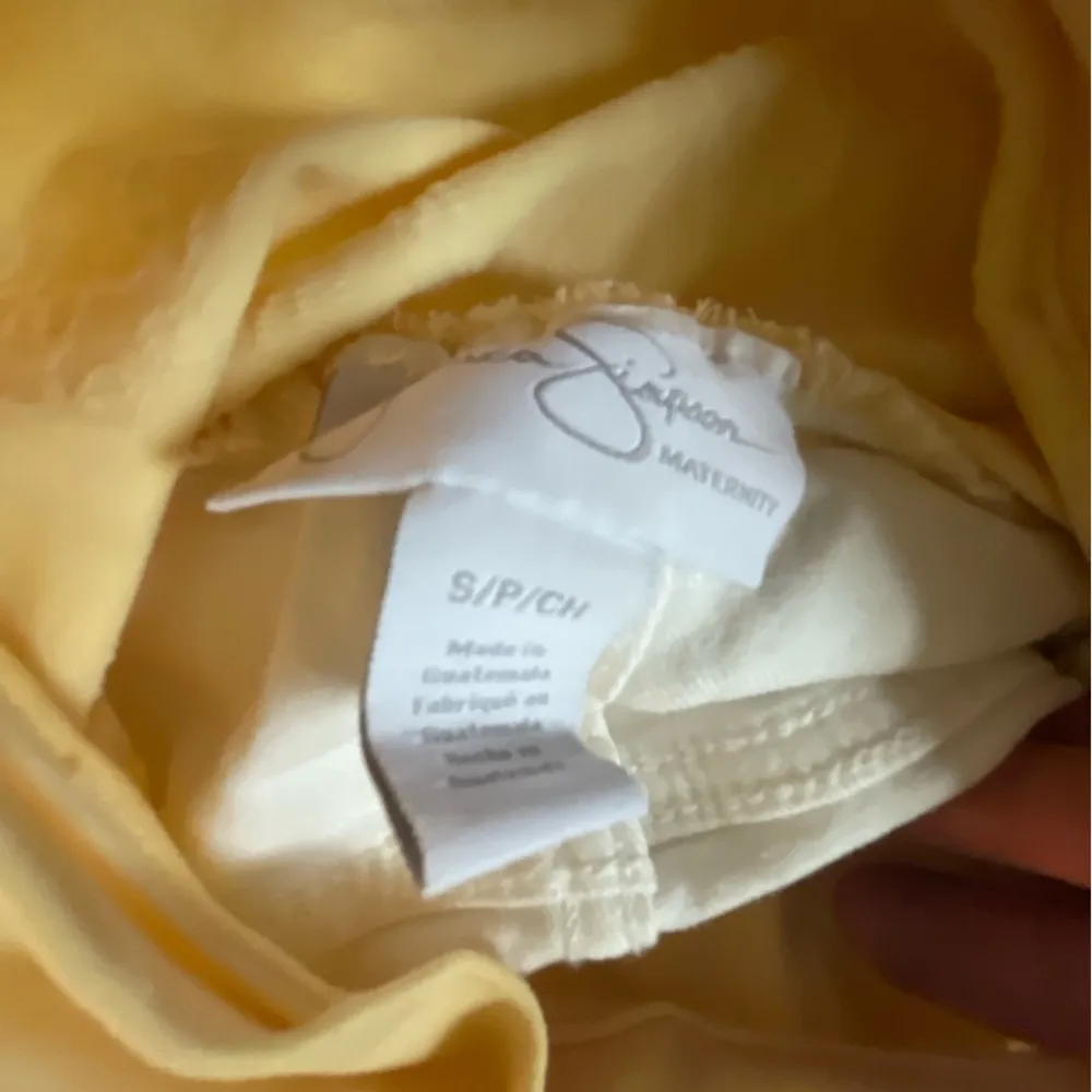 White Maternity Shorts - Size Small - Image 3