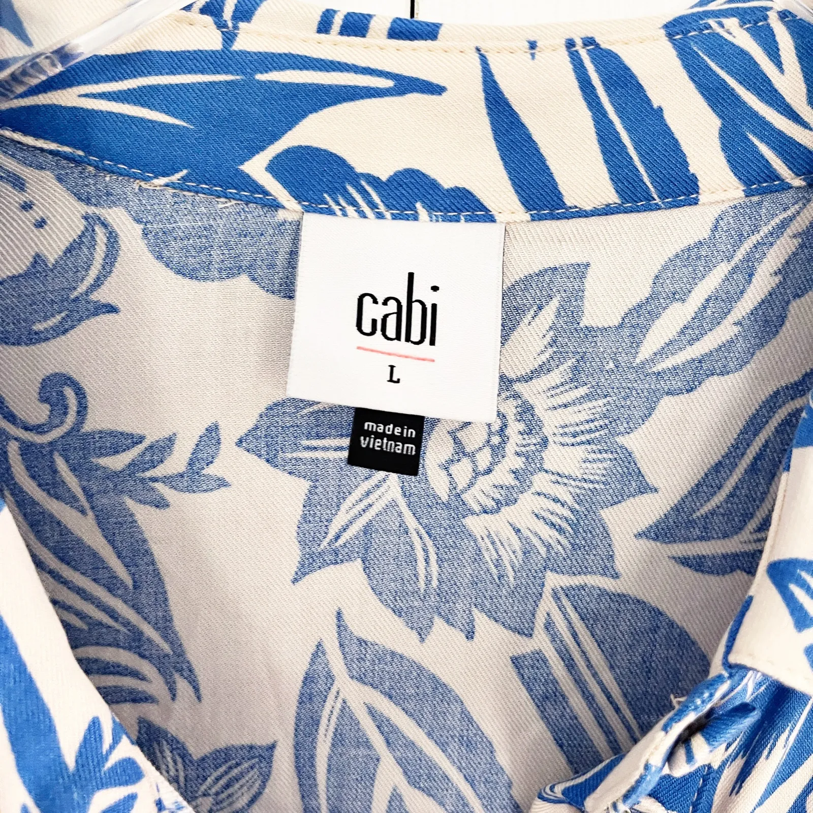 CAbi 6149 Blue and White Floral Athena Dress - Image 5